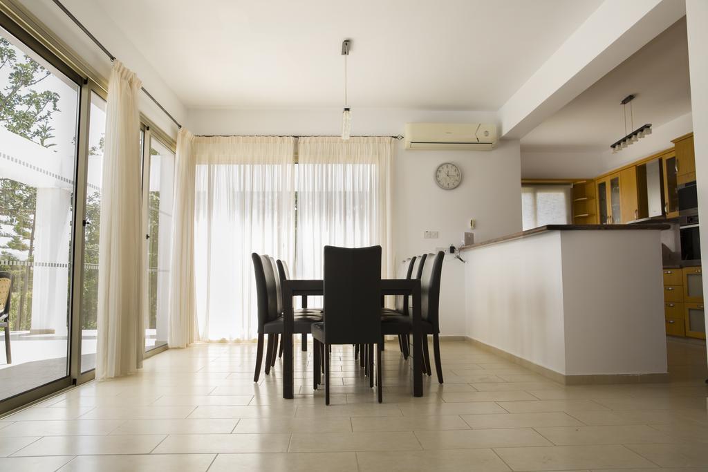 Eliofos Luxury Villa Polis Buitenkant foto